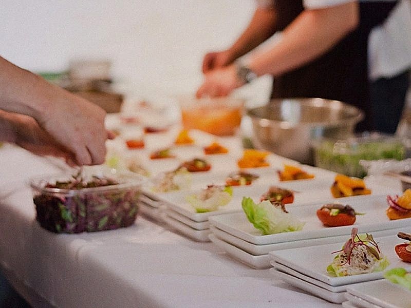 Düğün, Nişan ve Kurumsal Davetlerde Catering Planlama Rehberi (Bahçeşehir, Esenyurt, Halkalı)